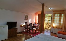 Villa Jun Guest House